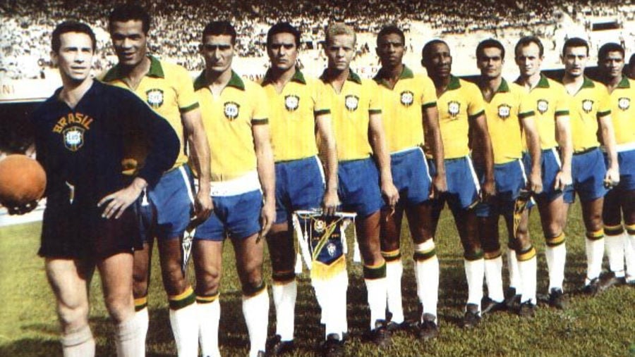  Em 7 de setembro de 1965, na inauguração do Mineirão, a Seleção Brasileira foi inteiramente representada pelo Palmeiras, inclusive com o argentino Filpo Nuñez como técnico. E venceu o Uruguai com tranquilidade: 3 a 0, com gols de Rinaldo, Tupãzinho e Germano.
