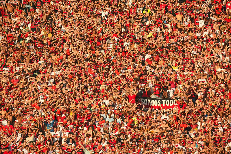 1 – Por fim, o Flamengo é aquele que mais detém os números de inscritos no YouTube, com um total de 3.380.000 pessoas, mais do que o dobro do que o segundo colocado.