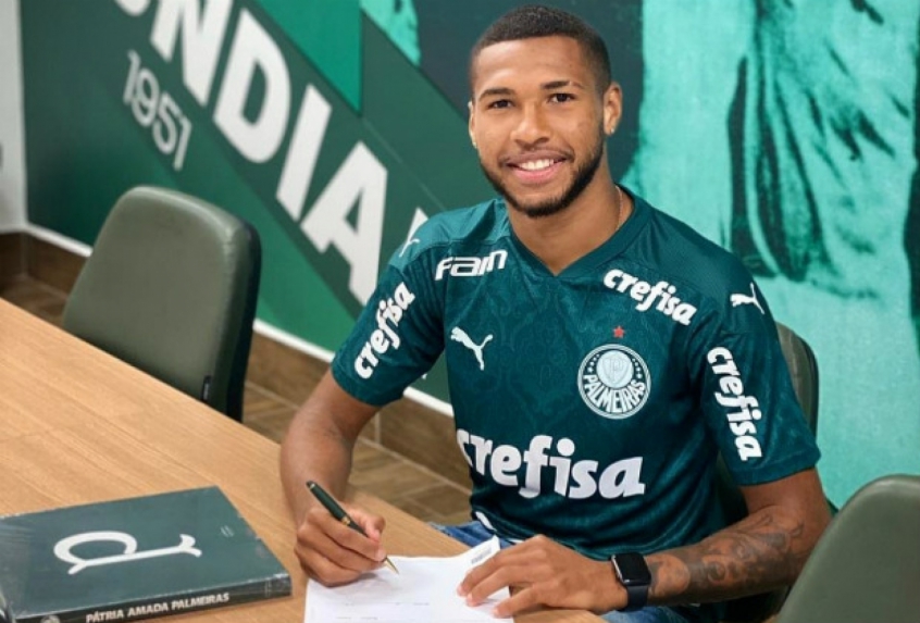 Wesley, atacante do Palmeiras, tem apenas 21 anos e um contrato até dezembro de 2024. Seu valor de mercado é de 2,3 milhões de euros (R$ 15 milhões).