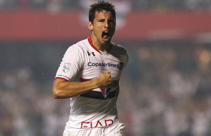 Jonathan Calleri – Ex-jogador de São Paulo e Boca Juniors, Calleri joga pelo Osasuna (ESP), emprestado pelo Deportivo Maldonado, clube ligado a empresários no Uruguai. Seria um bom nome para o futebol brasileiro na próxima temporada.