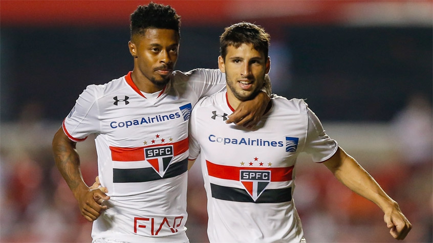 Brasileirão 2013: O São Paulo encerrou o Campeonato Brasileiro de 2013 na nona colocação, com 50 pontos ganhos, ficando de fora da Libertadores de 2014.