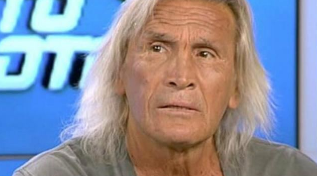 Hugo Gatti, ex-jogador argentino e hoje comentarista na TV espanhola, ficou internado devido ao coronavírus, mas recebeu alta depois de recuperação.