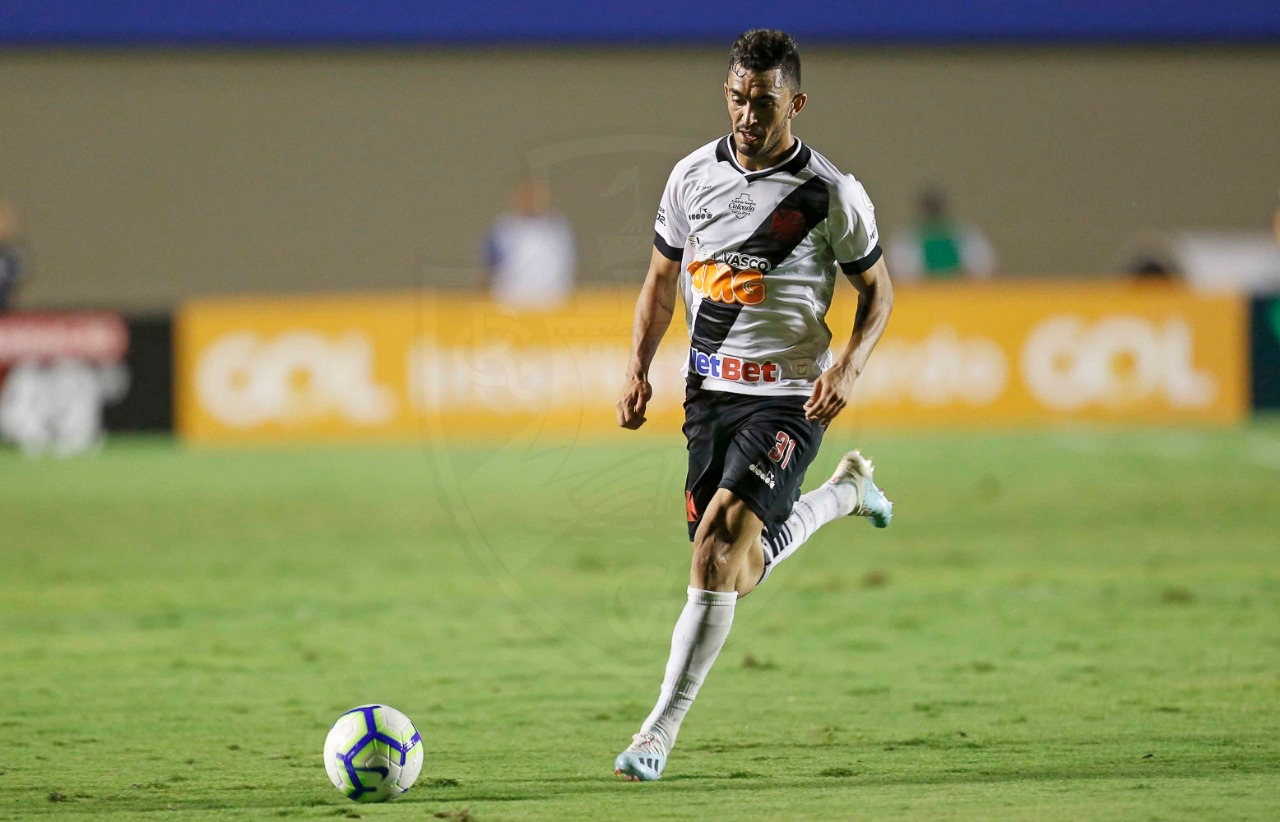 9º - Vasco 1x0 Madureira - Campeonato Carioca 2020. No lance do gol da vitória, Raul desviou de cabeça e Cano, sozinho, colocou a bola no fundo da meta do goleiro adversário. 
