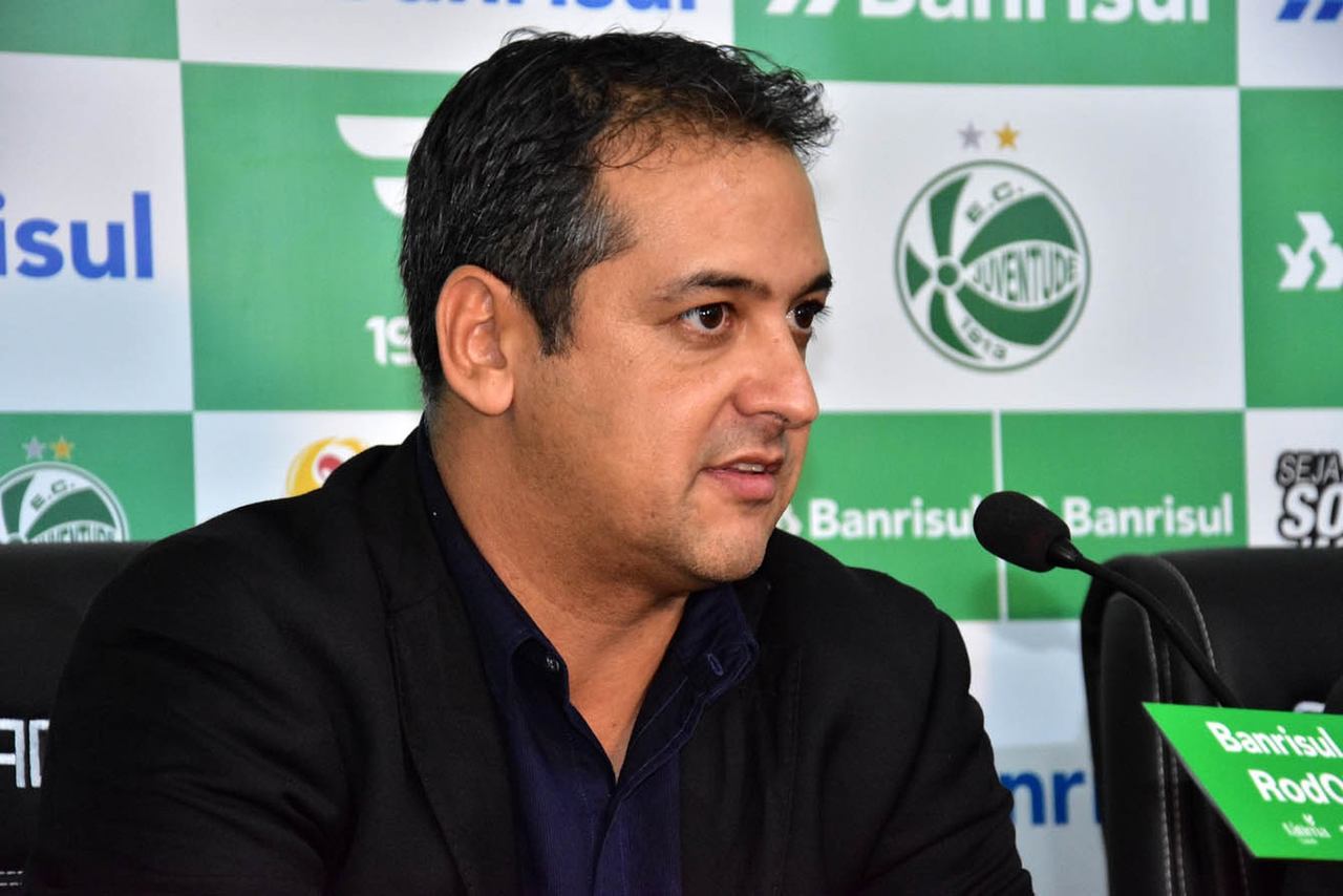 MARQUINHOS SANTOS: o treinador chegou ao Ceará como substituto de Dorival Jr em junho, mas foi demitido em agosto após uma sequência ruim de resultados.