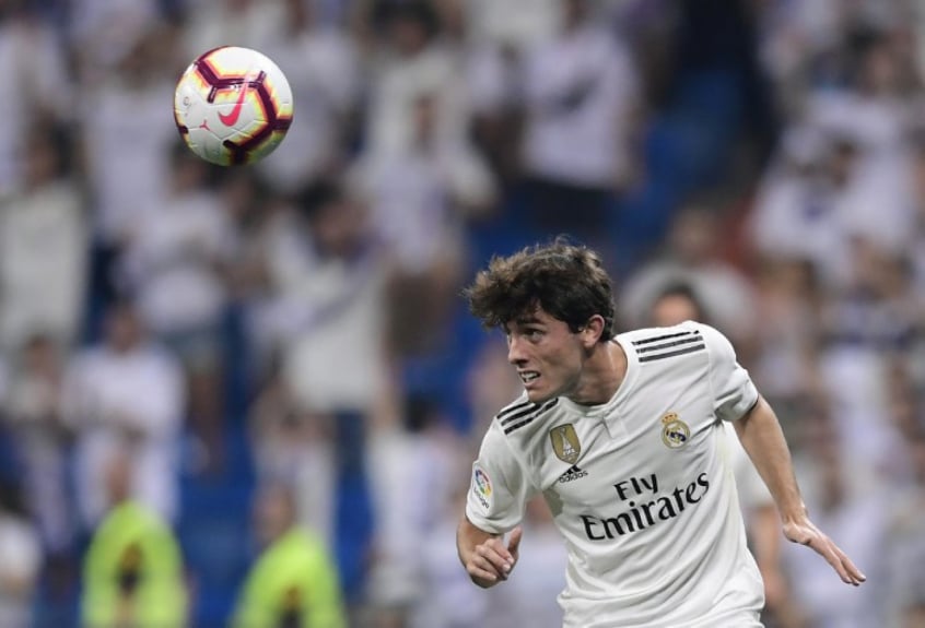 ESQUENTOU - Com poucas chances no Real Madrid, Odriozola atraiu o interesse do PSG e deve receber uma proposta dos franceses nos próximos dias, de acordo com a ABC.