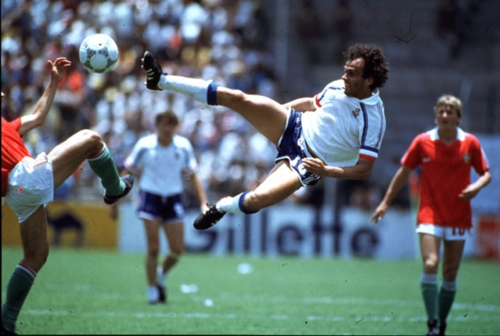 1º - Platini- França - 9 gols em 5 jogos