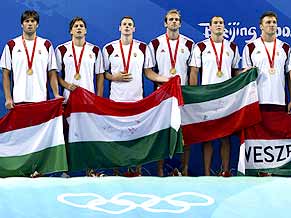 Às 1h40, haverá a disputa pelo bronze no polo aquático masculino: Hungria (foto) x Espanha. 