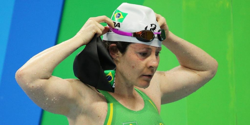 As nadadoras brasileiras paralímpicas Raquel Viel e Cecília Araújo fizeram um apelo ao Ministério da Defesa do Brasil e ao Itamaraty para retornarem ao país. Elas fazem parte de um grupo de nove atletas e o treinador Antônio Luiz Duarte, de Indaiatuba, que seguem isolados em um hotel de Quito, no Equador, desde o dia 3 devido às restrições aéreas.