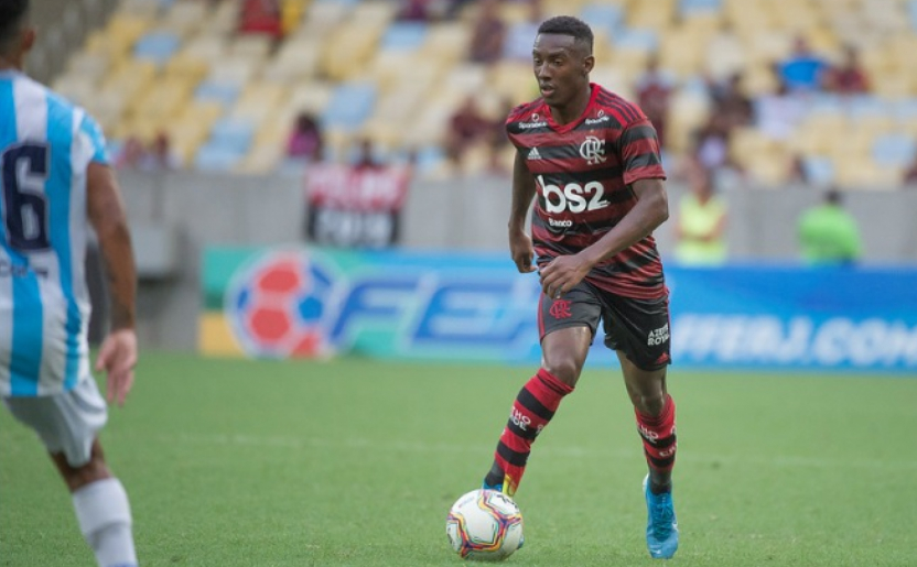 Em janeiro de 2021, o Flamengo negociou o atacante Yuri César, que estava emprestado ao Fortaleza, com o Shabab Al Ahli. Pelo negócio com o clubes dos Emirados Árabes, o Rubro-Negro garantiu cerca de R$ 31 milhões.