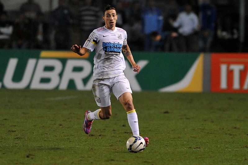 Rildo: o atacante jogou pelo Santos (2014) e também pelo Corinthians (2015 e 2016).
