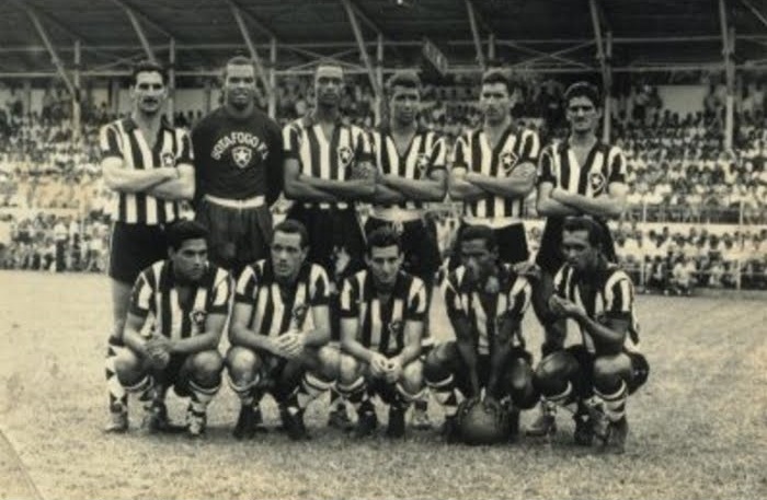 No dia 11 de junho de 1958, em General Severiano, pelo Torneio João Teixeira de Carvalho, o Botafogo aplicou a maior goleada sobre o Vasco: 5 a 0