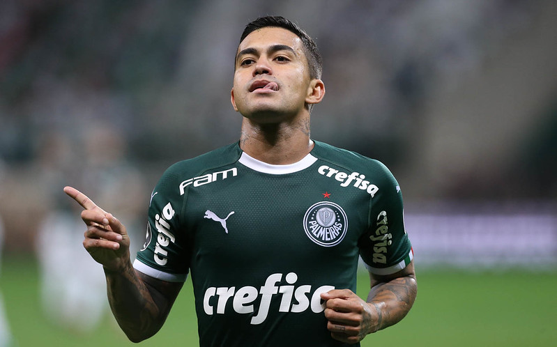 ARTILHEIRO DO ELENCO - Nenhum outro jogador do atual grupo palmeirense se aproxima dos 70 gols de Dudu com a camisa do clube. O segundo que mais marcou é Willian, com 46.