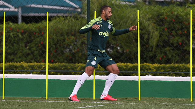 Vitor Hugo voltou ao Palmeiras no meio do ano passado e tem contrato até 30 de junho de 2024.