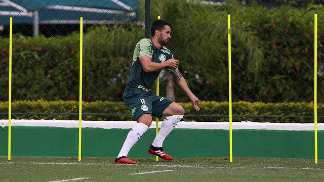 No Palmeiras desde 2017, o zagueiro Luan renovou, no ano passado, até 31 de março de 2023.