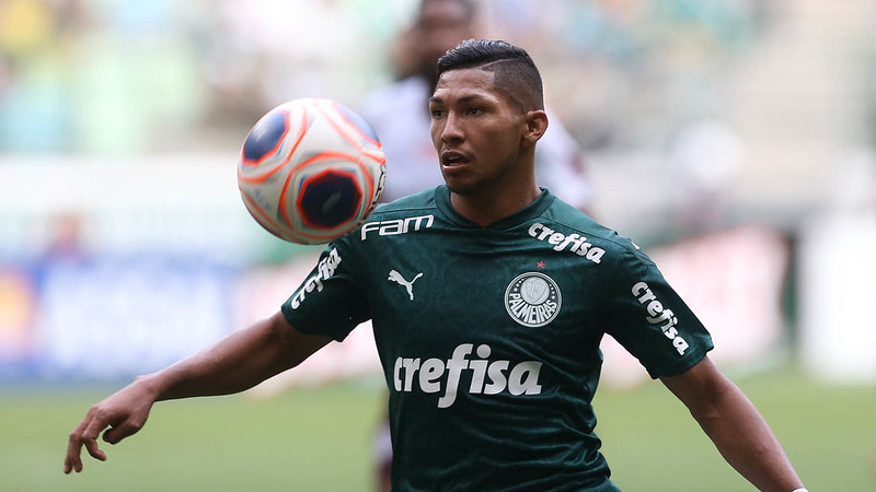 Rony ainda não marcou com a camisa do Palmeiras. Atuou em seis partidas, tendo finalizado 1.7 vezes e perdido três grandes chances. É um dos alvos de crítica dos torcedores.