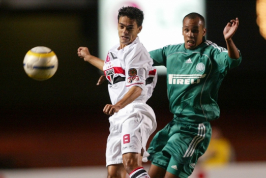 2006 - São Paulo 4 x 1 Palmeiras - Pelo Brasileirão, o São Paulo voltou a bater o Palmeiras no Morumbi com gols de Márcio Careca (contra), Ricardo Oliveira (2) e Alex Dias. Naquela temporada, além da vitória no Paulista, o Tricolor ainda tirou o rival da Libertadores.