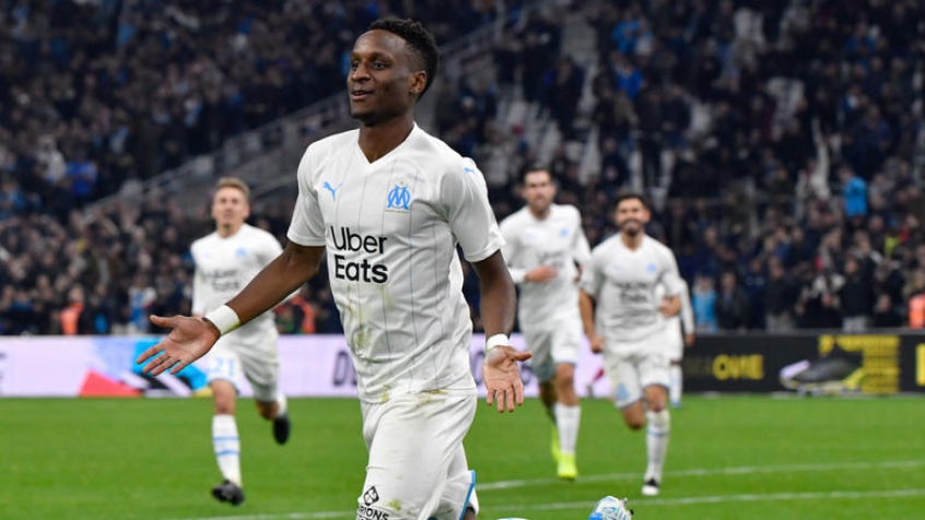 FECHADO - O Bayern agitou o último dia da janela europeia com várias contratações, uma delas foi a chegada do lateral-direito Bouna Sarr, que estava no Olympique de Marseille