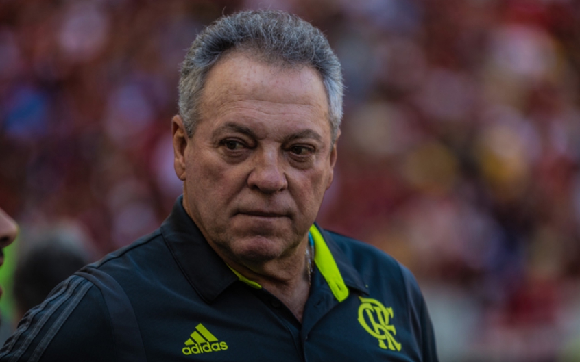 Abel Braga (2019) - 30 jogos / Aproveitamento de 71%.