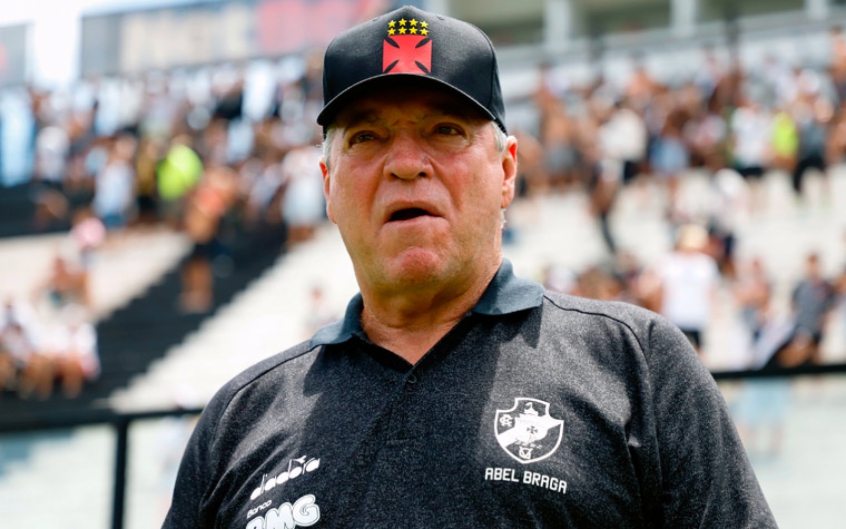 Técnico: Abel Braga - O último técnico do Vasco também era o comandante da equipe na Páscoa de 20 anos atrás.