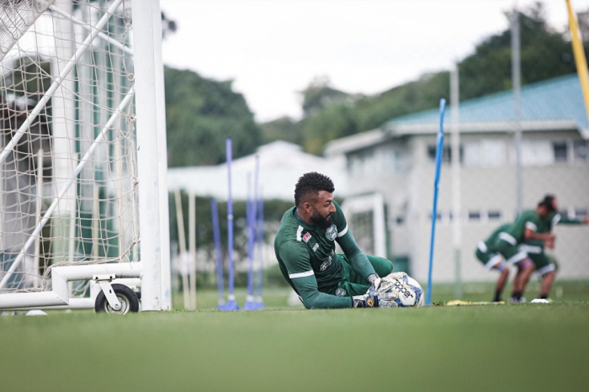 Alex Muralha - Coritiba - Goleiro - 31 anos