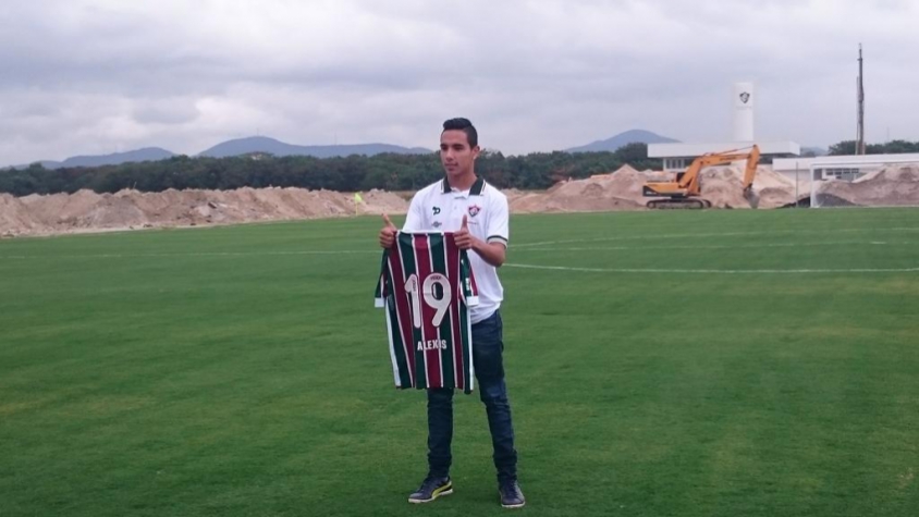 O atacante Alexis Rojas chegou ao Fluminense em 2016, depois de ter sido considerado a revelação do Campeonato Paraguaio na temporada anterior. Chegou às Laranjeiras bancado pelo ídolo e compatriota Romerito, mas jamais teve uma chance de atuar pelo time profissional do Fluminense. Desde 2019, defende o Cerro Porteño-PAR