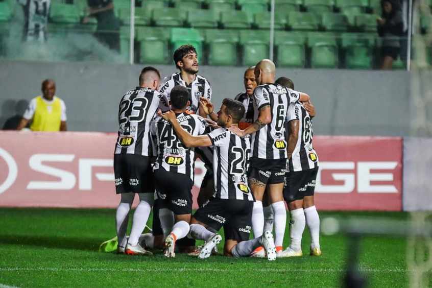 13º - Atlético-MG - 58,9% de aproveitamento - 13 jogos: 6 vitórias, 5 empates e 2 derrotas