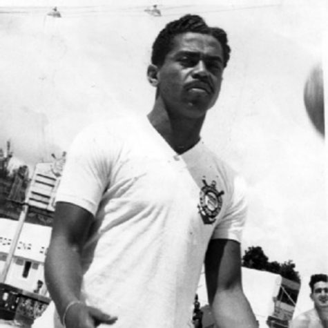 2º - Baltazar - 269 gols: O centroavante foi um dos maiores cabeceadores da história do futebol. Pelo Timão, conquistou o tricampeonato Paulista e o tri do Torneio Rio-São Paulo. No geral, o centroavante anotou 269 gols em 404 jogos com a camisa alvinegra.