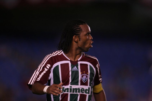 Carlos Alberto - O meia foi o camisa 10 da conquista da Copa do Brasil 2007 pelo Fluminense. Após brilhar na Europa com a camisa do Porto, o jogador retornou ao clube que o revelou e demonstrou bom futebol. Além disso, conquistou títulos importantes como um Brasileirão pelo Corinthians e um Brasileiro da Série B pelo Vasco.