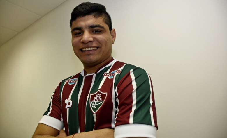 O argentino Claudio Aquino teve uma passagem discreta pelo Fluminense em 2016. O jogador não agradou ao então técnico Levir Culpi e disputou apenas dois jogos do Brasileirão, totalizando 105 minutos em campo. Atualmente joga pelo Cerro Porteño-PAR