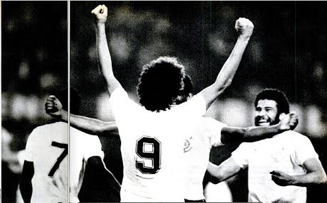 Corinthians 1982 - Média de público como mandante: 60.487