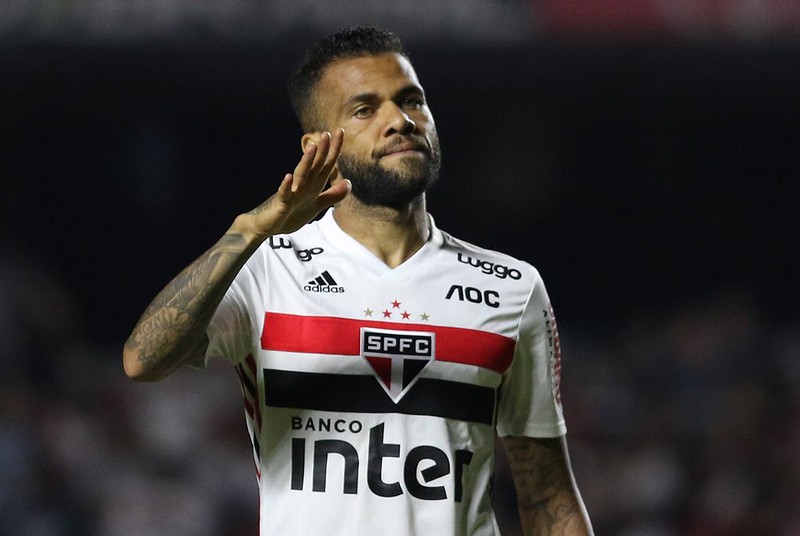 Em 2021, Daniel Alves ainda não marcou pelo São Paulo, entretanto, foi responsável por duas assistências. Uma no Brasileirão, no gol de Pablo na vitória contra o Flamengo por 2 a 1. A outra assistência foi para o gol de Gabriel Sara, na goleada por 4 a 0 contra o Santos, no Paulistão de 2021.