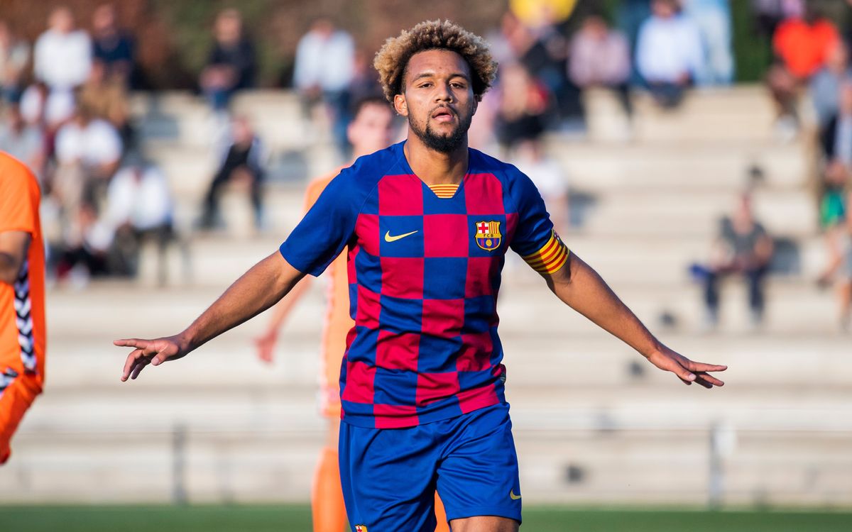 40º - Konrad De La Fuente - Filho de pais haitianos, De La Fuente passou os últimos oito anos de sua vida na La Masia, impressionando a todos com seu drible e sua velocidade. Além disso, o jogador já vem sendo convocado para a seleção sub-20 dos Estados Unidos.