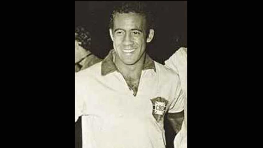 Dirceu Lopes: Dirceu se destacou no Cruzeiro, clube onde se tornou ídolo. Na Copa de 70, estava nos planos para ser convocado, porém não teve espaço.