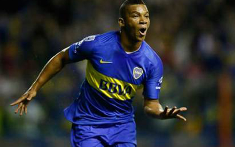 Frank Fabra (Boca Juniors) - lateral-esquerdo de 29 anos - valor de mercado: 19 milhões de reais