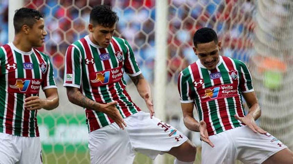 Carioca de 2018 - Fluminense 4 a 0 Flamengo: Em Cuiabá, o Tricolor goleou o Rubro-Negro. Marcos Júnior brilhou, marcando dois gols. Gilberto e Pedro, hoje no rival, também balançaram as redes. Na época, os torcedores rivais minimizaram o placar elástico argumentando que o time estaca escalado com os reservas.