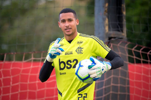 GABRIEL BATISTA - CONTRATO ATÉ: 31/12/2022 / Posição: goleiro / Nascimento: 03/06/1998 (22 anos) / Jogos pelo Flamengo: 19 / Títulos pelo Flamengo: Carioca (3), Brasileiro, Libertadores, Supercopa do Brasil e Recopa Sul-Americana.