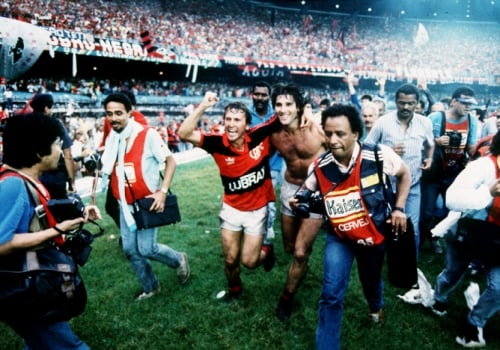 O Flamengo sagrou-se campeão da Copa União ao derrotar o Internacional por 1 a 0, com gol de Bebeto, no Maracanã (após empate em 1 a 1 no Beira-Rio). A conquista consagrou a equipe que tinha Zico, Andrade,Leandro, Zé Carlos, Zinho, Leonardo e Renato Gaúcho.