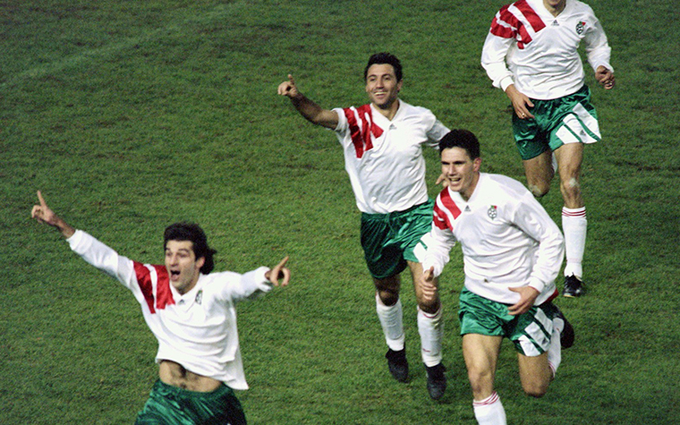 Também em 1994, a Bulgária passou por México e Alemanha nas fases eliminatórias, mas caiu para a Itália na semifinal.