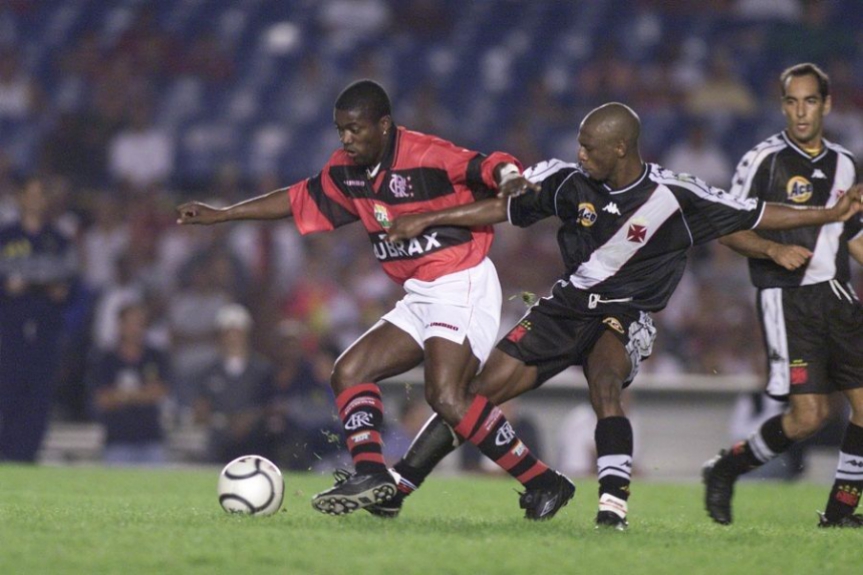 Flamengo 1 x 5 Vasco - 23/4/2000 - Poucos meses depois, uma Páscoa com promessa cumprida de Eurico Miranda: goleada em campo e 40 mil ovos de chocolate dados de presente a quem estava na arquibancada.