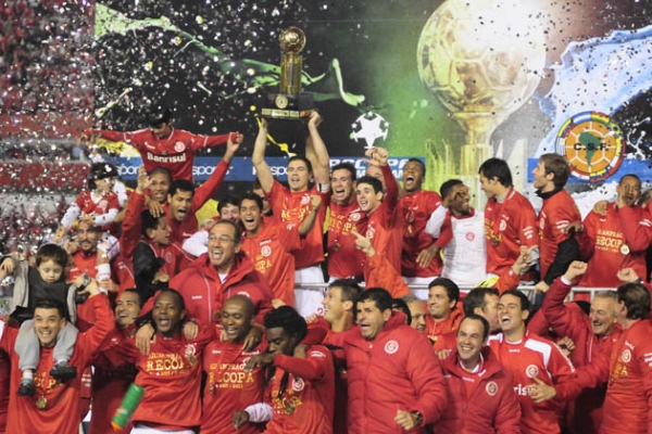 INTERNACIONAL (7 títulos) – Recopa (2011) e Gauchão (2011/12/13/14/15/16).