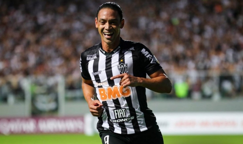 MORNO - Outro nome ligado ao Santos nos últimos dias é o de Ricardo Oliveira, que não ficará no Atlético-MG. Caso o jogador fique livre no mercado, o Santos deve abrir negociações para contratá-lo.