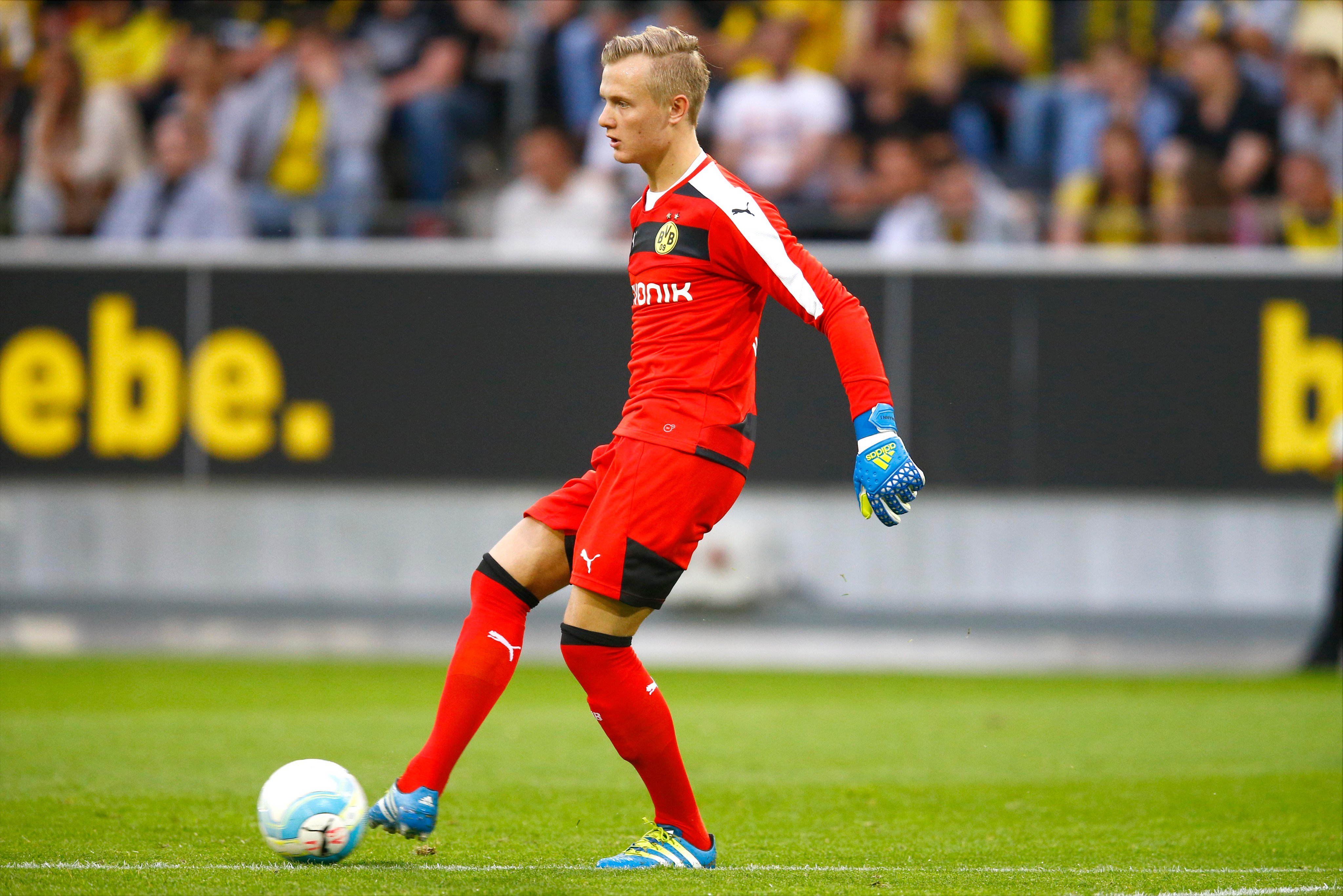 48º - Luca Unbehaun - Com passagem pelas categorias de base do Bochum, Luca Unbehaun foi contratado pelo Borussia Dortmund em 2016, com apenas 15 anos de idade. Hoje, é considerado uma das grandes promessas no gol alemão.