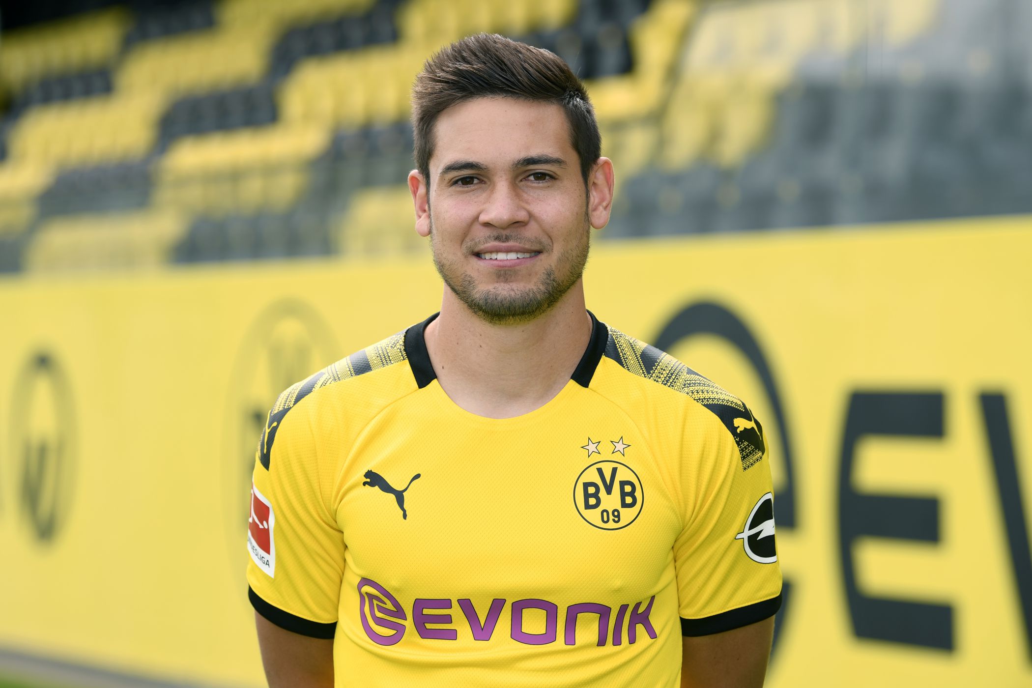 Raphaël Guerreiro (28 anos) - Posição: lateral-esquerdo - Clube: Borussia Dortmund