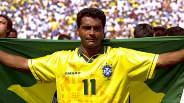 Romário - Copa de 1994 (Estados Unidos): o polêmico corte em 1998 e a não convocação em 2002 fizeram com que a última Copa de Romário fosse o inesquecível Tetra, nos Estados Unidos. No torneio, o Baixinho marcou cinco gols e foi o craque da competição.