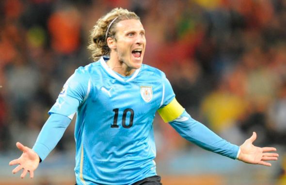 O Uruguai de Diego Forlán chegou até as semifinais em 2010. Acabou derrotado para a Holanda naquela oportunidade.