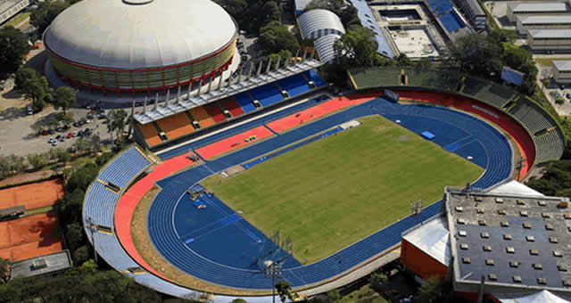 A pista do Complexo do Ibirapuera, em São Paulo, se transformará em um hospital com capacidade para 240 leitos. Ao seu lado, fica o ginásio que já recebeu grandes eventos, como o Mundial Interclubes de basquete, o Mundial feminino de basquete de 2006 e as finais da Superliga de vôlei. 