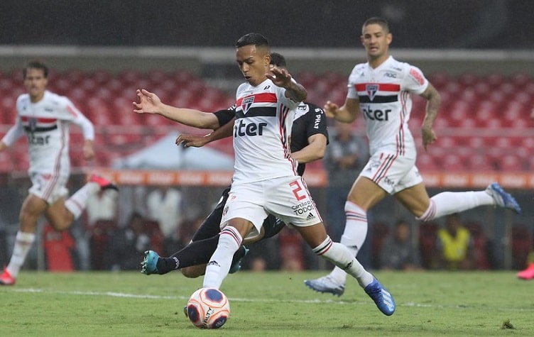 Igor Vinicius - o lateral-direito de 24 anos tem contrato com o São Paulo até dezembro de 2022.