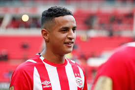 14º lugar: Mohamed Ihattaren (PSV) - 2002