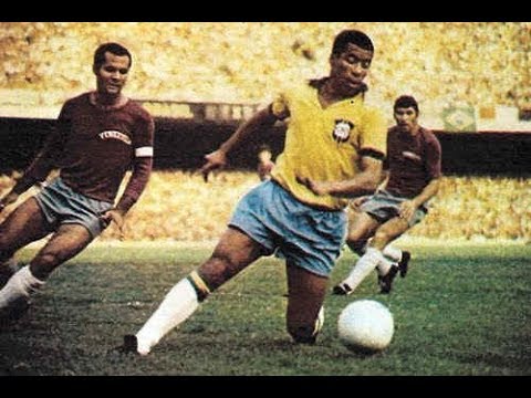 Jairzinho, o "Furacão", marcou gol em todas as partidas da Seleção na Copa do Mundo de 1970 e está imortalizado na história do futebol brasileiro. Ele disputou 81 jogos pela Seleção.