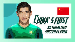 John Hou Saeter. Apoiador de 22 anos nascido na Noruega. Defendeu as seleções de base de seu país, chegou à China em 2019 para defender o Guoan. Como a sua mãe é chinesa logo teve a chance de se naturalizar no ano passado. Seu nome chinês: Hou Yongyong.